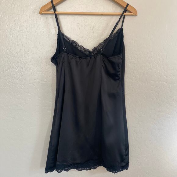 Lovers and Friends Cassandra Slip Dress Womens Sz Large Lace Mini LBD - Picture 3 of 7